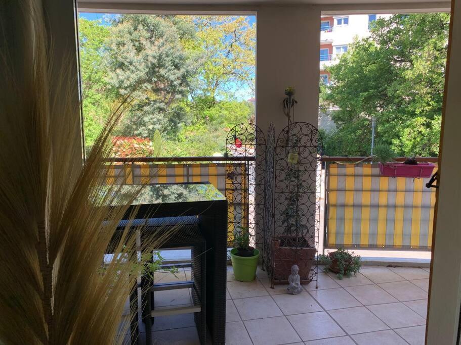 Votre Sejour Cosy A Frejus! Apartment Luaran gambar